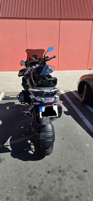 BMW R1250GS Triple Black Akrapovic