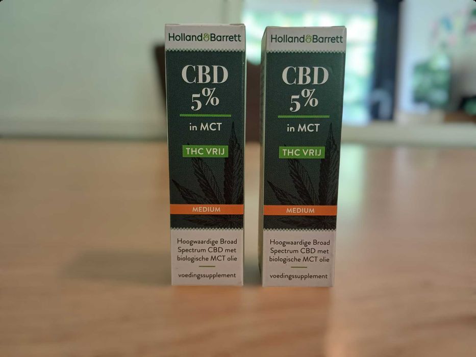 Holland & Barrett Olejek CBD 5% 10ml Oryginalny