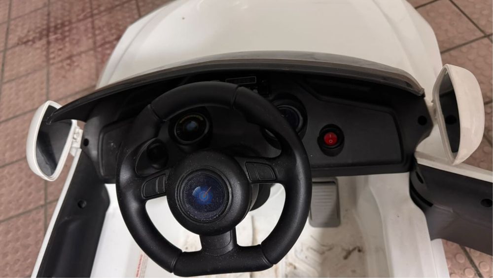 Carro criança pouco uso