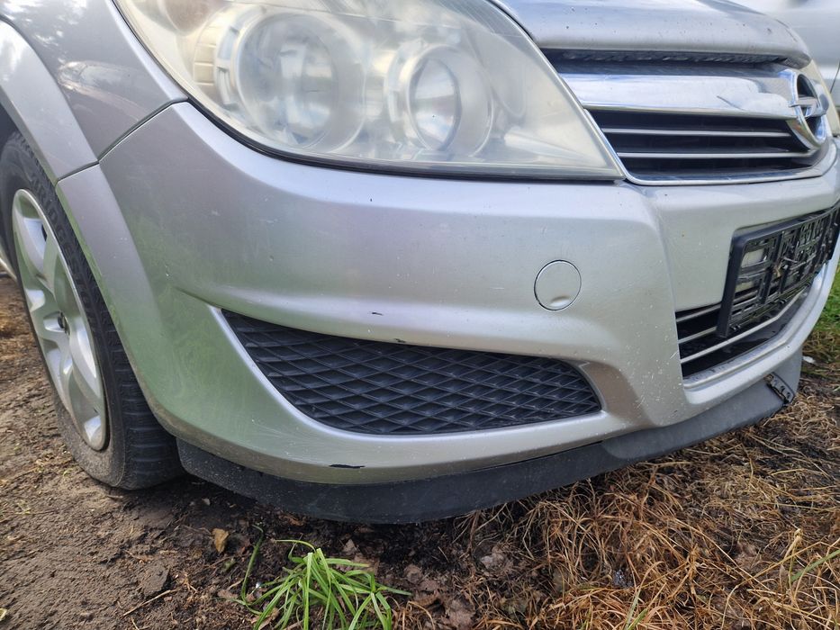 Zderzak przód Opel Astra H III lift lakier Z157