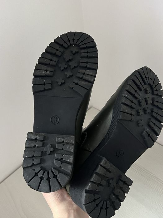 Жіночі ботінки демі з утепленням