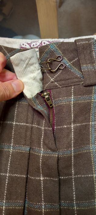 Mini saia anos 2000 cor azeitona em lã e viscose, Xdye(Pull&Bear)