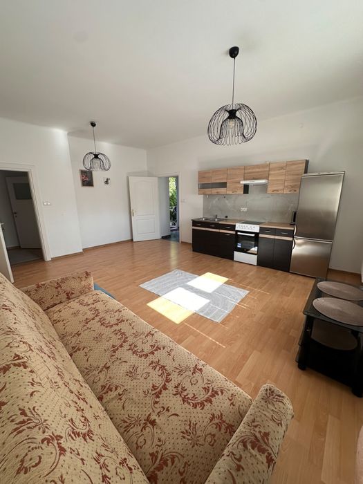 Wynajmę mieszkanie 2 pokojowe / parking / centrum miasta / 54m2