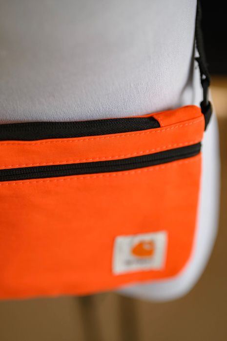 Bolsa Carhartt nova
