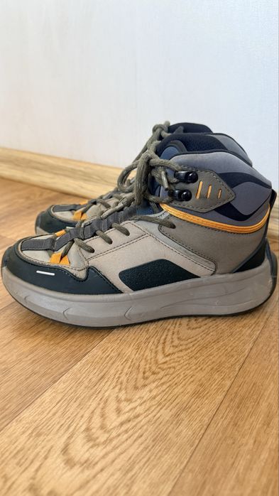 Ботинки ZARA 34 размер