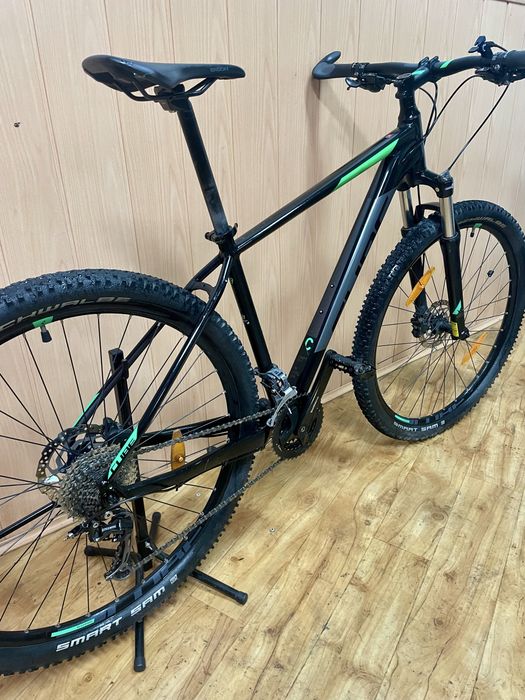 Bicicleta CUBE cmpt arg  29