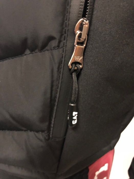 Kurtka męska Emporio Armani EA7 ZIMA Rozmiar   S i M. Pobranie!!