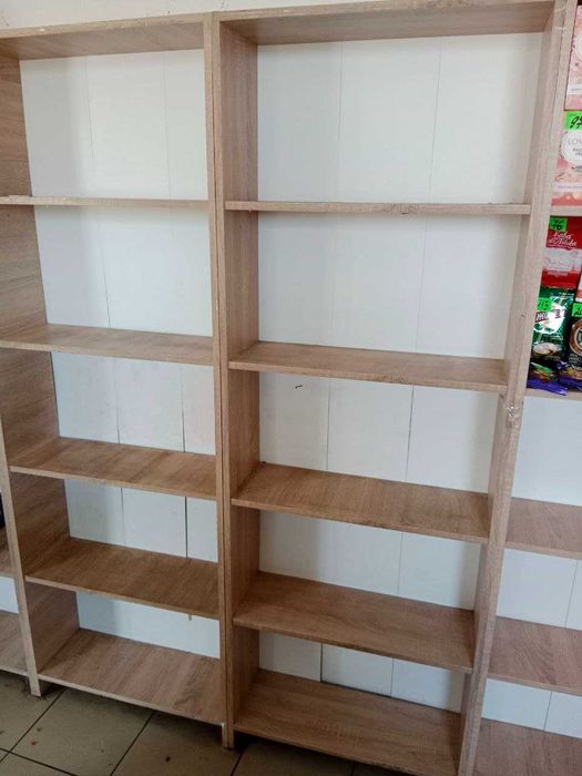 Торгівельне обладнання, касова тумба, стелажі, сигаретний стелаж