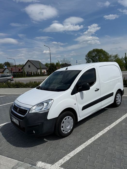 Peugeot Partner Peugeot Partner, klima, multifunkcja, nawigacja, uchylny dach