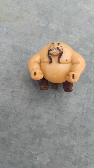 Игрушка – киндер «Тугарин», стикезы.