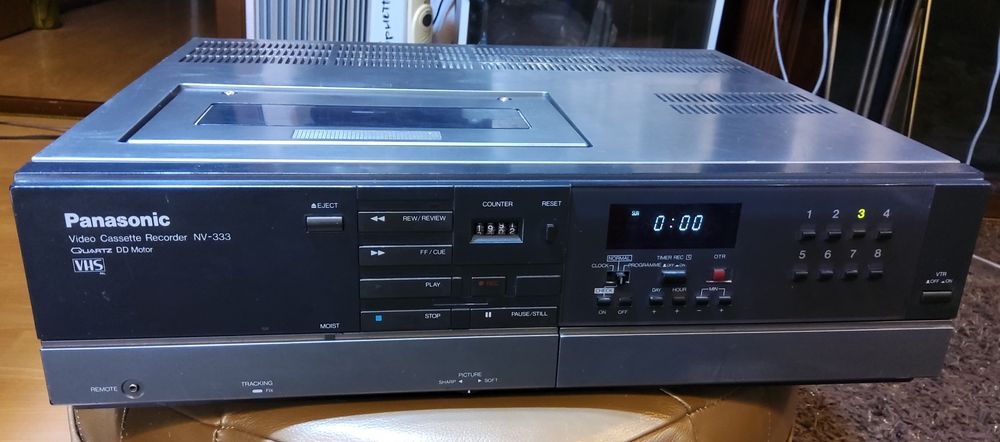 Panasonic NV-333  Японский видеомагнитофон легенда 80х.