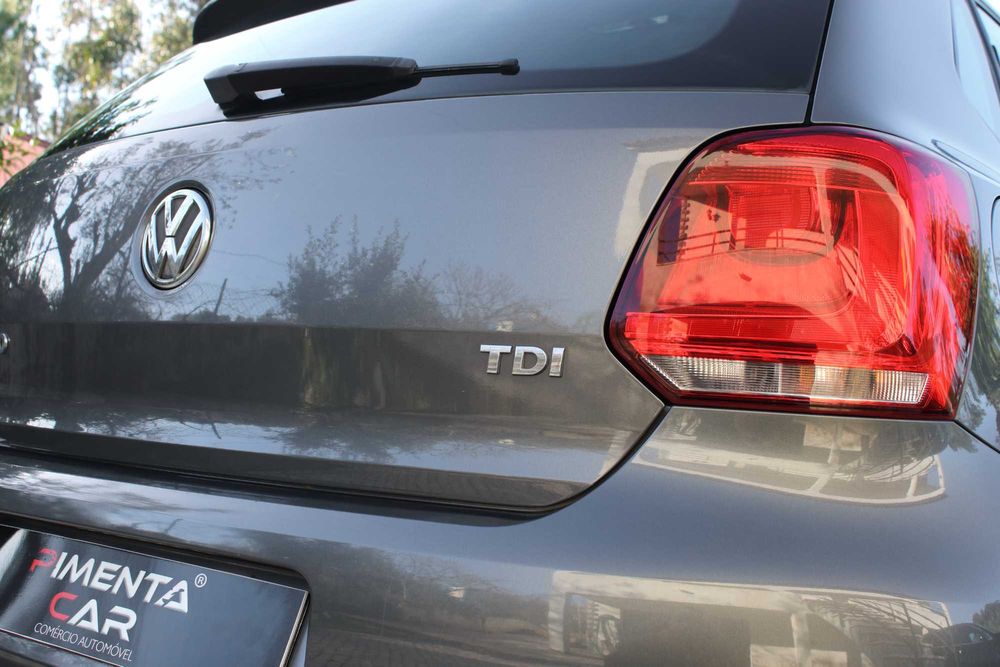 Volkswagen Polo 1.2 TDI Confortline (99€/Mês)