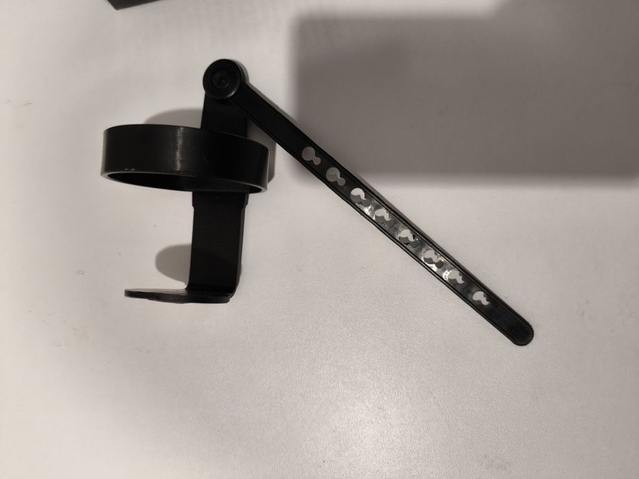 Uchwyt na kubek do wózka