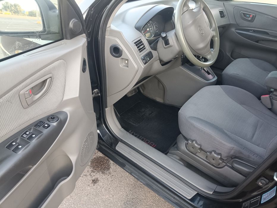 Продам Hyundai Tucson 2008 года 2.0 Газ/Бензин Автомат
