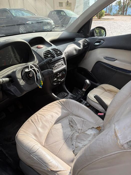 Para peças PEUGEOT 206 (2A/C)