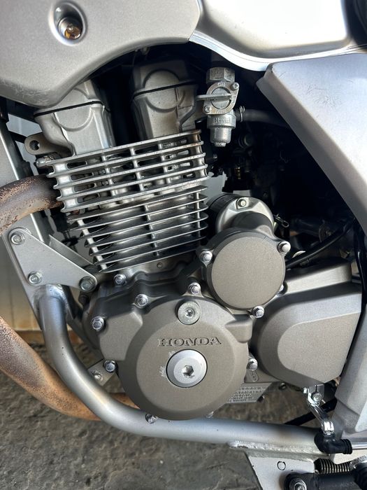 Honda CB250F 2006