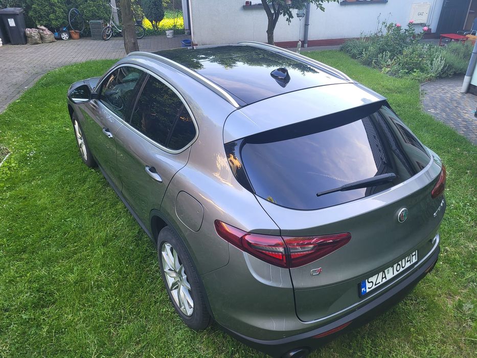 Alfa Romeo Stelvio Ti 280km.