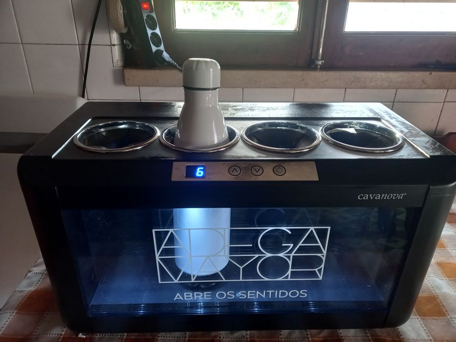 Refrigerador de bebidas Cavanova