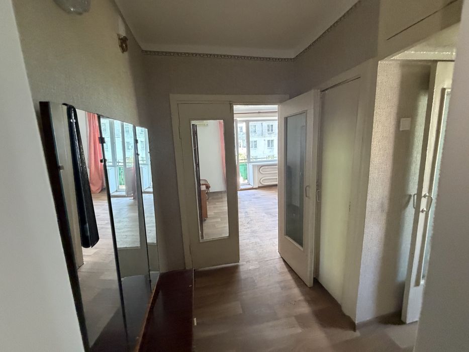 Продаю крупногабаритную однушку пр-т Корабелов