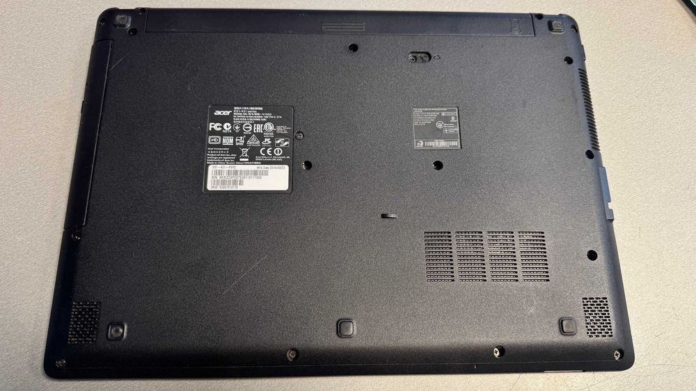 ACER ES1-431 Intel 4GB