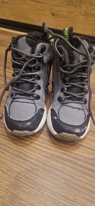 Dziecięce buty zimowe r.29