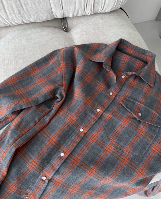 Сорочка в клітинку