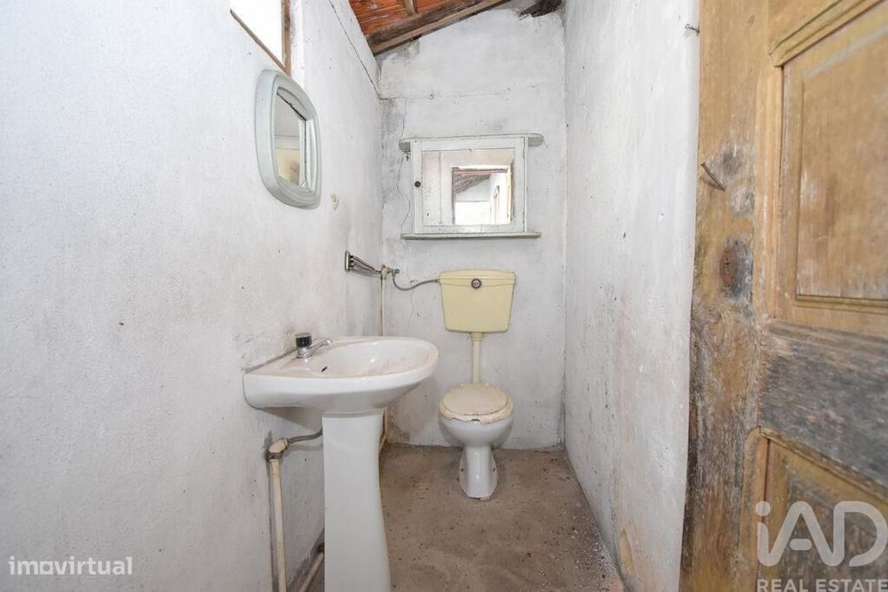 Moradia geminada T3 em São Miguel, Santa Eufémia e Rabaçal de 310 m2