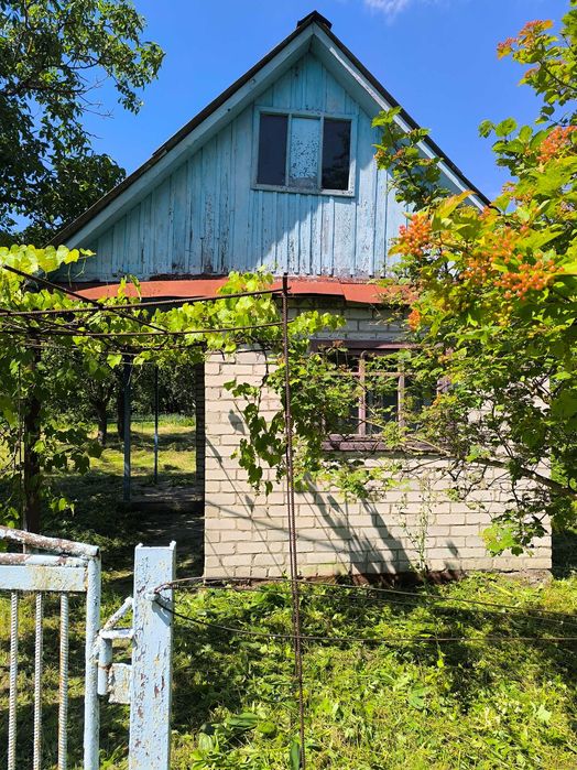 Продам приватизовану дачу,6 сотих ,в масиві Калина ,всі документи є