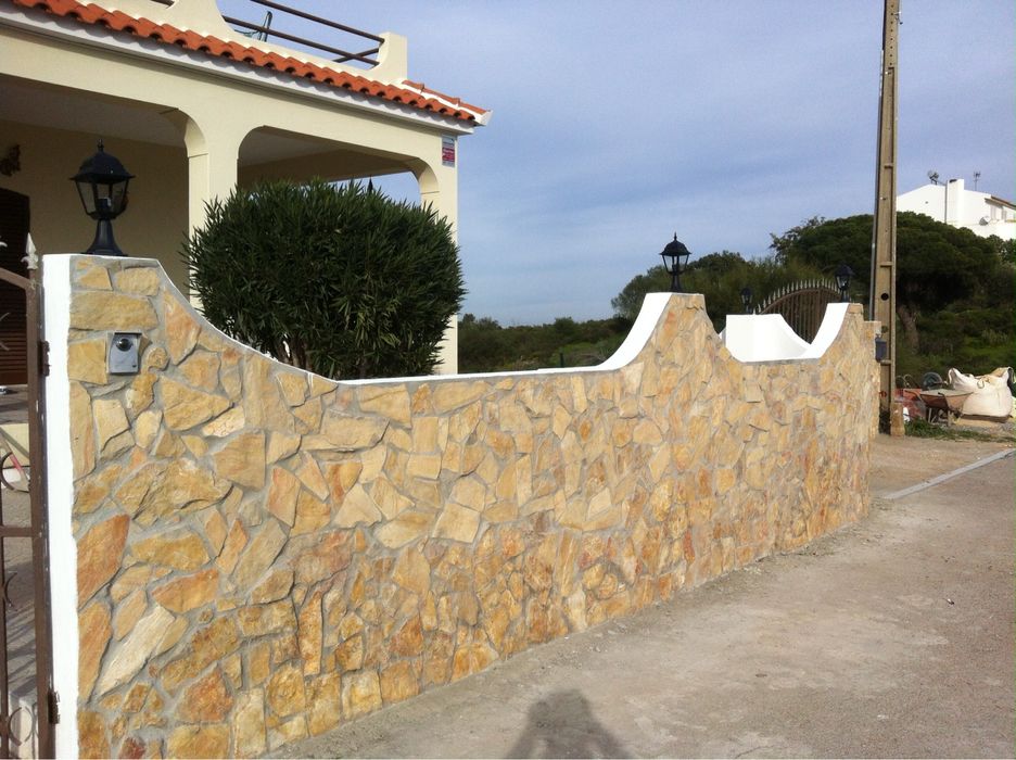 Alugo vivenda  com 5 quartos perto da praia piscina  16x4