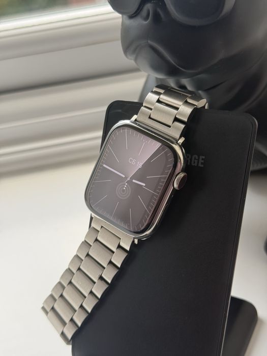 Apple Watch 8 45mm Stainless Steel GPS+LTE