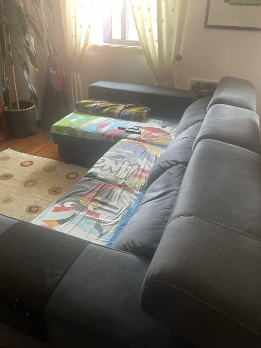 Sofá com chaise longue