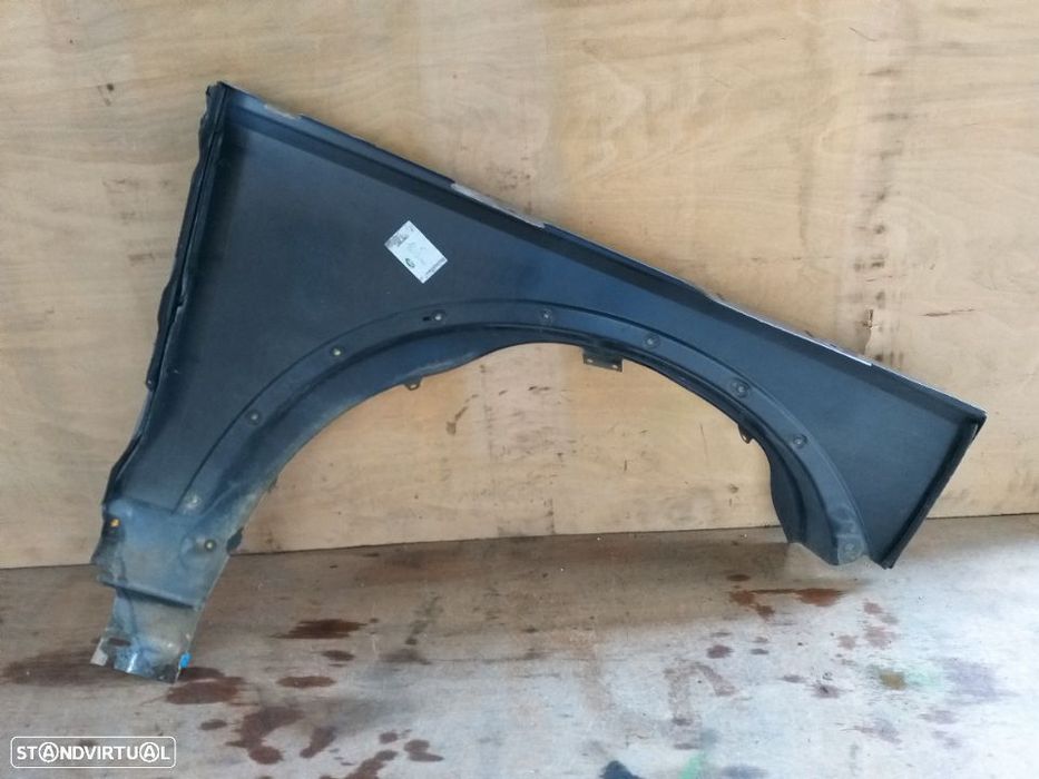 Guarda lamas esquerdo land rover discover 3 2.7 tdv6 L319