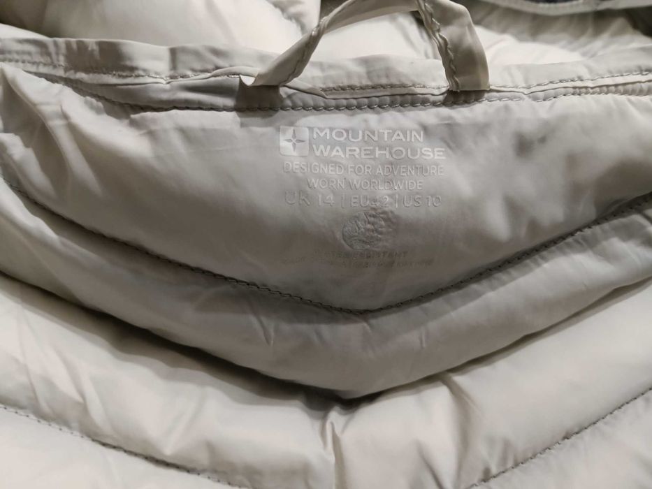 Продам тоненький пуховік Mountain warehouse