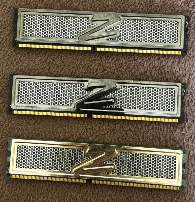 Pamięć 3 x 2GB DDR2 PC2 6400