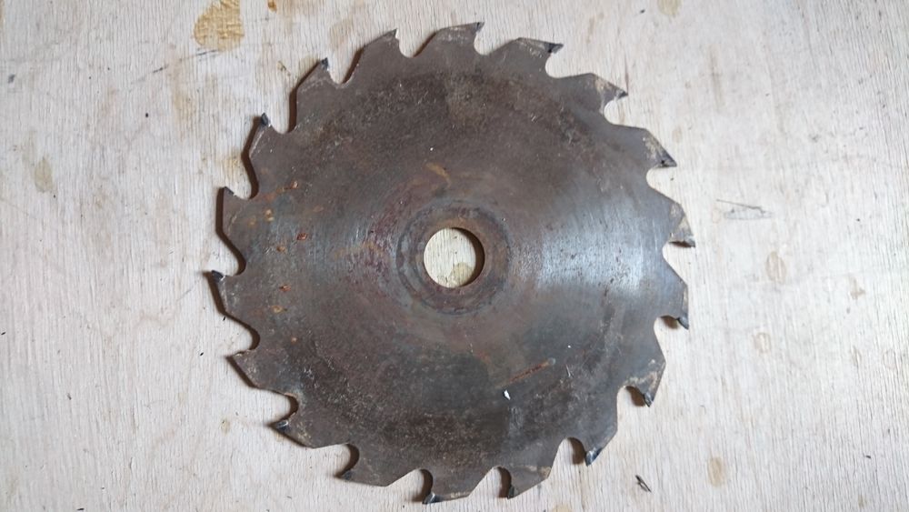 Диски пильные по дереву и пометаллу