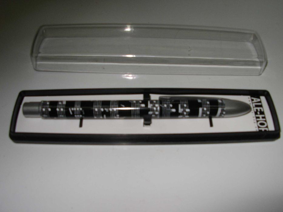 Caneta "Pauta Musical", Esferográfica