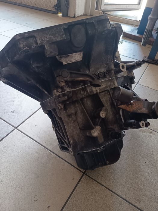 Suzuki Swift 1.3benz skrzynia biegów Zn3