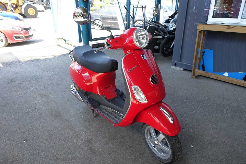 Ретро скутер 2010 Piaggio Vespa LX50