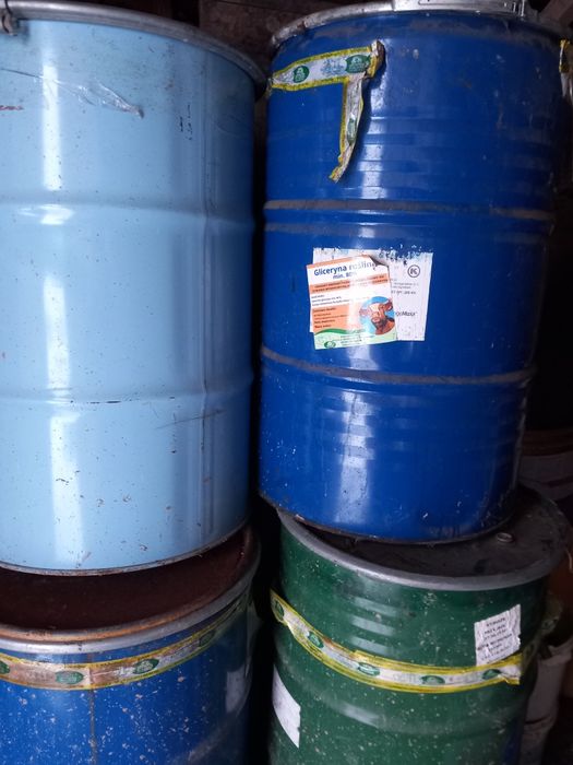 Beczki metalowe 200l