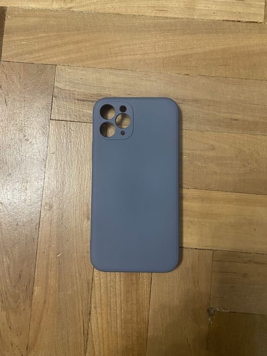 Чохли на Iphone 11 pro одним лотом. Нові