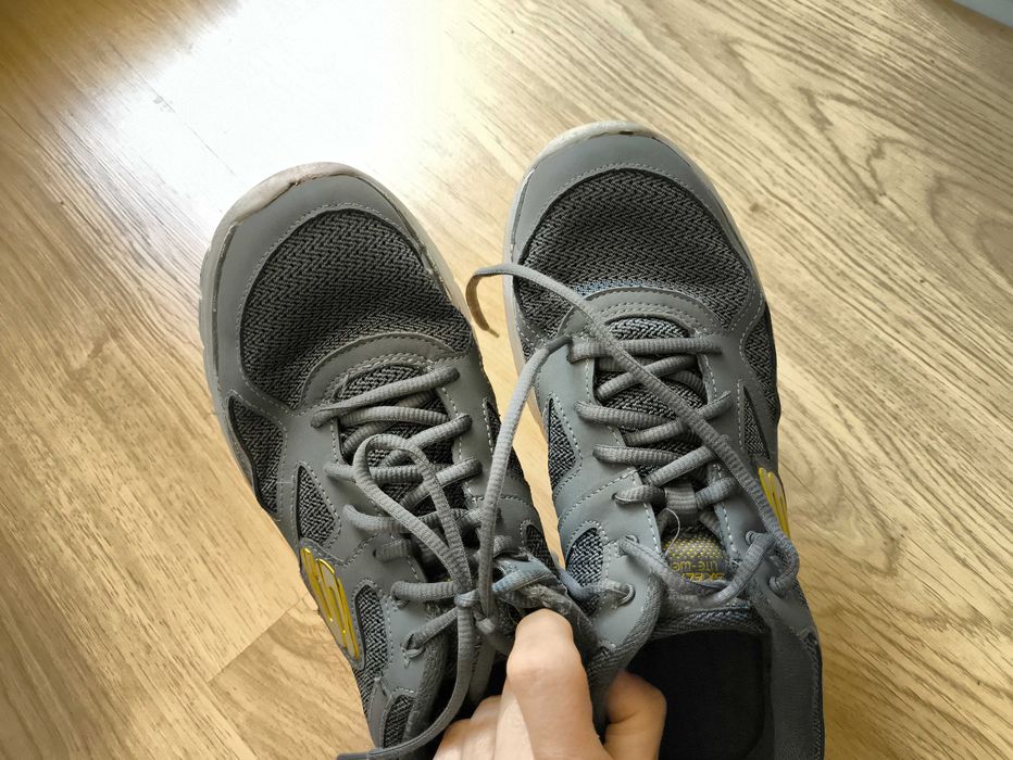 Szare buty Sketchers, rozmiar 42