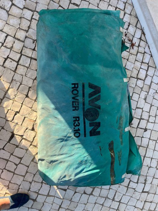 Semi Rigido AVON 3.10 com Motor Yamaha  4 CV 2 Tempos Pouco uso