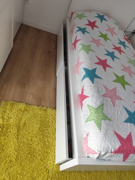 Cama de solteiro 90x 200