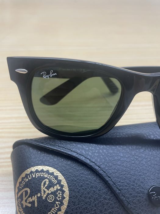 Oculos de sol Rayban Wayfarer  Como novos