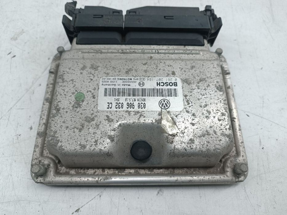 Centralina de Motor - VOLKSWAGEN Polo (6N2) | 99 - 01