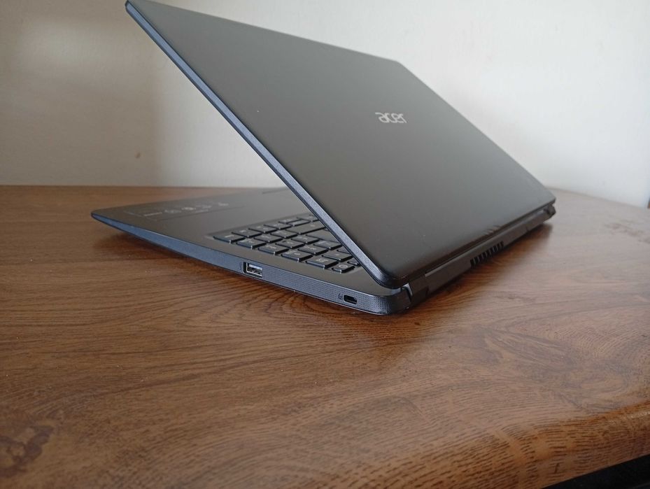 Acer A315 RYZEN 5 3500U + 12GB RAM + SSD