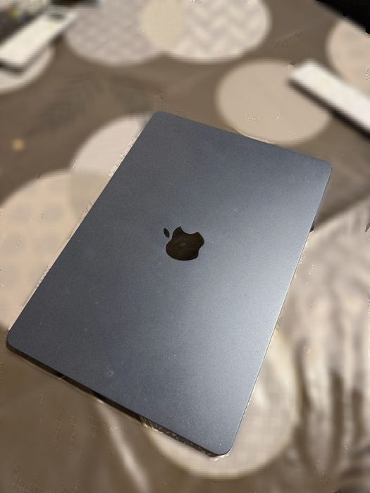 MacBook Air M3 13" | 16GB RAM | 256GB SSD