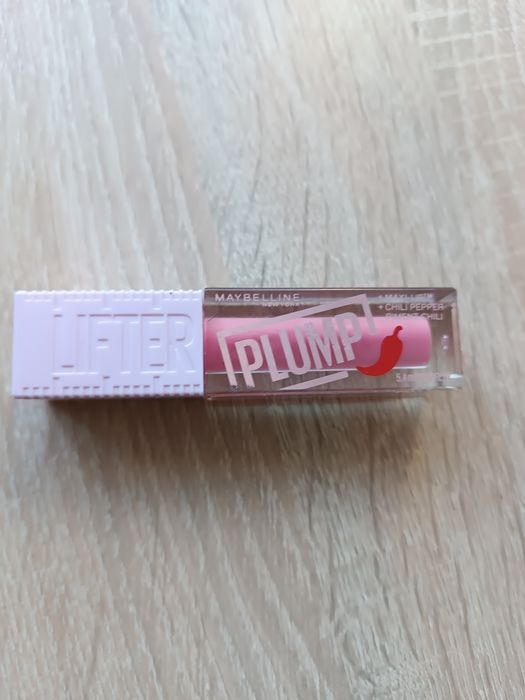 Błyszczyk Maybelline hot chili