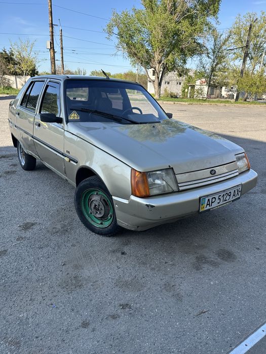 Славута 2002 с документамі 1.2 газ бенз