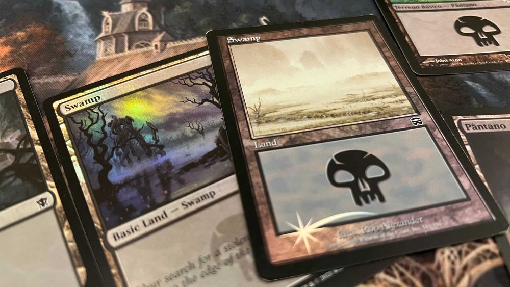 Terrenos Foil Magic The Gathering + 120 cartas comuns + 300 Sleeves